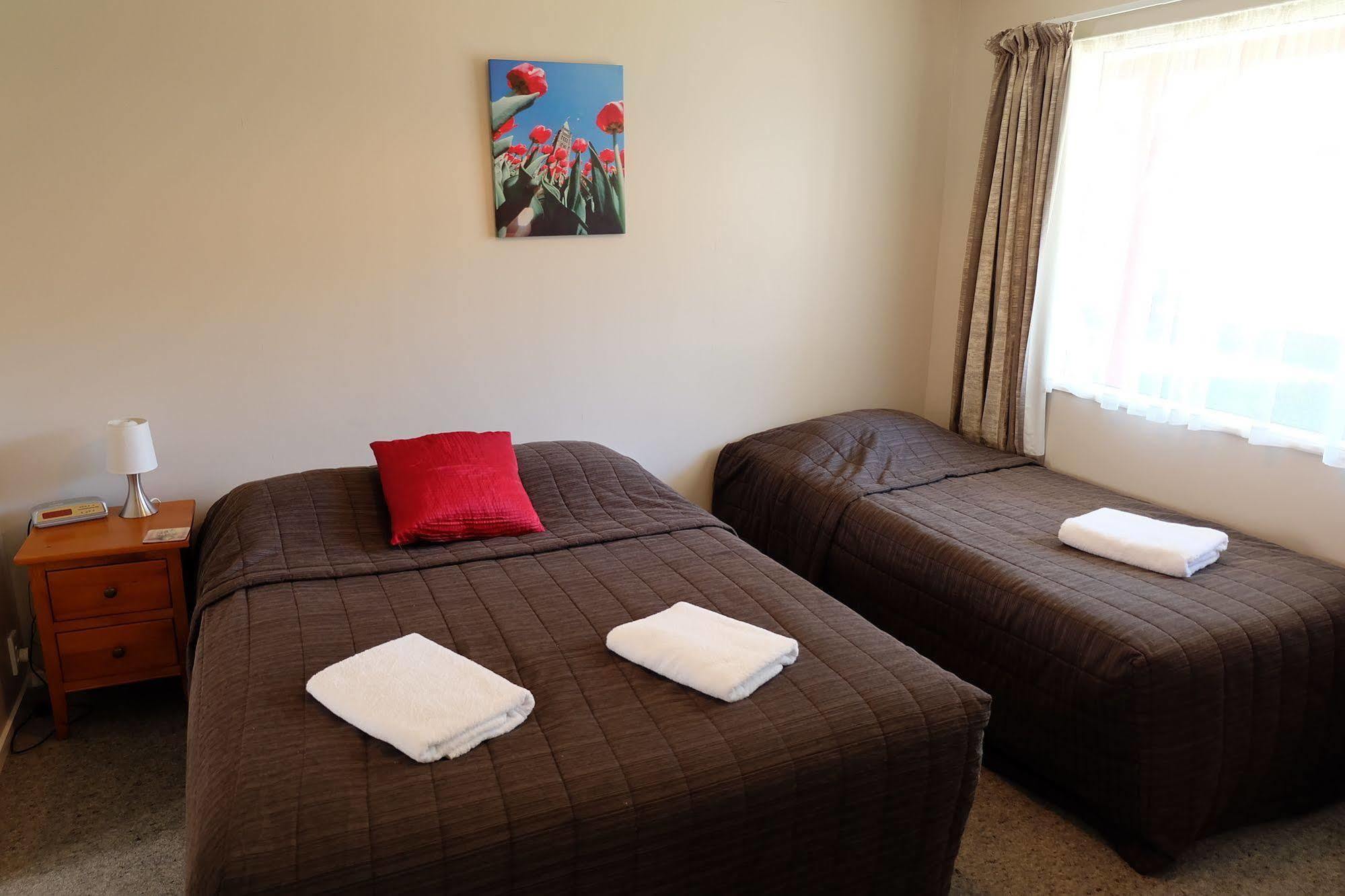 Castles Motel & Driftwood Motel Nelson Bagian luar foto